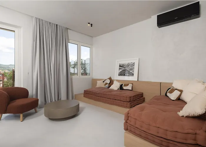 Modern With Skyline Views * Флоренция